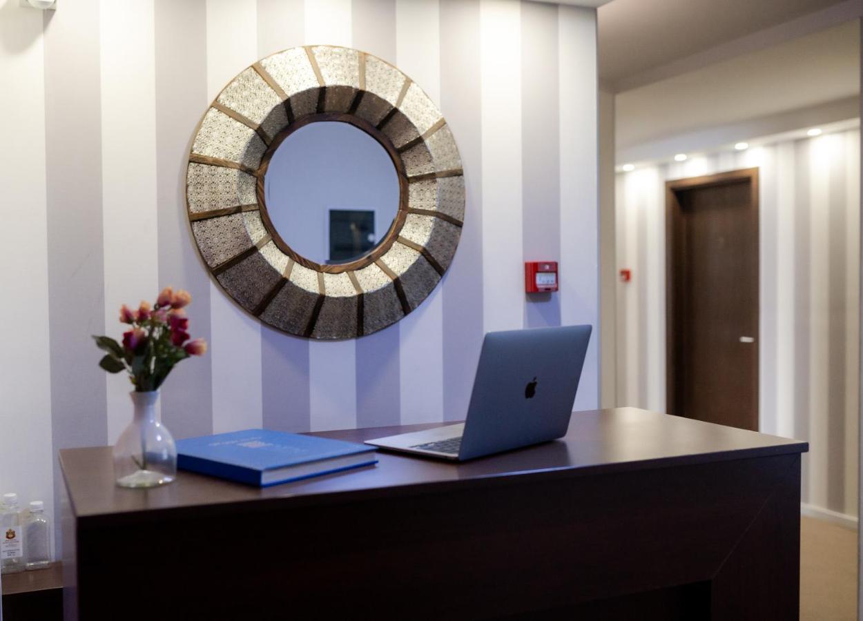 Luka De Luka Suites Belgrade Exterior photo