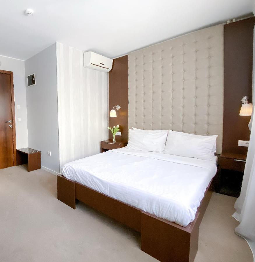 Luka De Luka Suites Belgrade Exterior photo